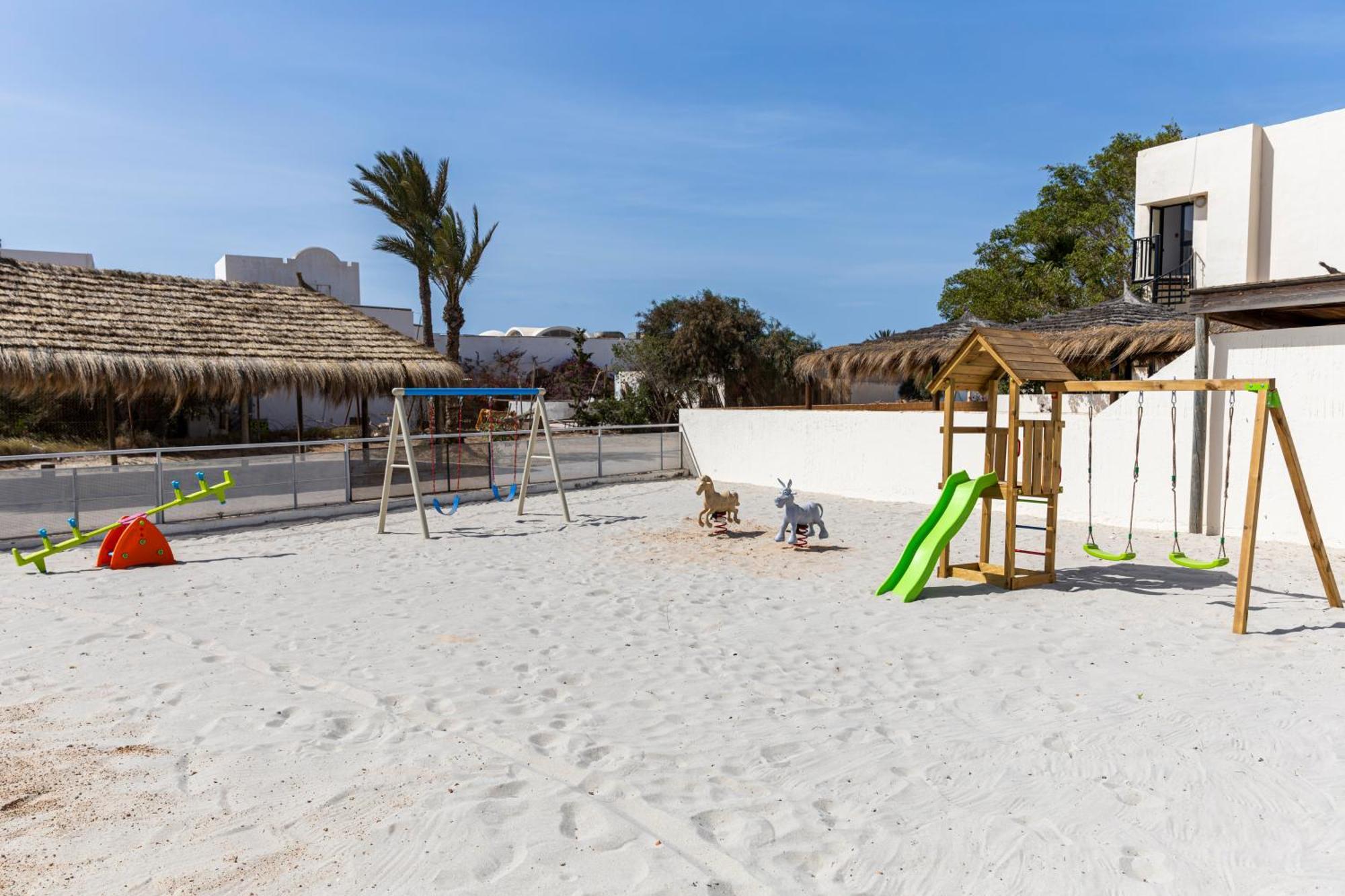 Le Petit Palais Djerba & Spa 훔트 수크 외부 사진